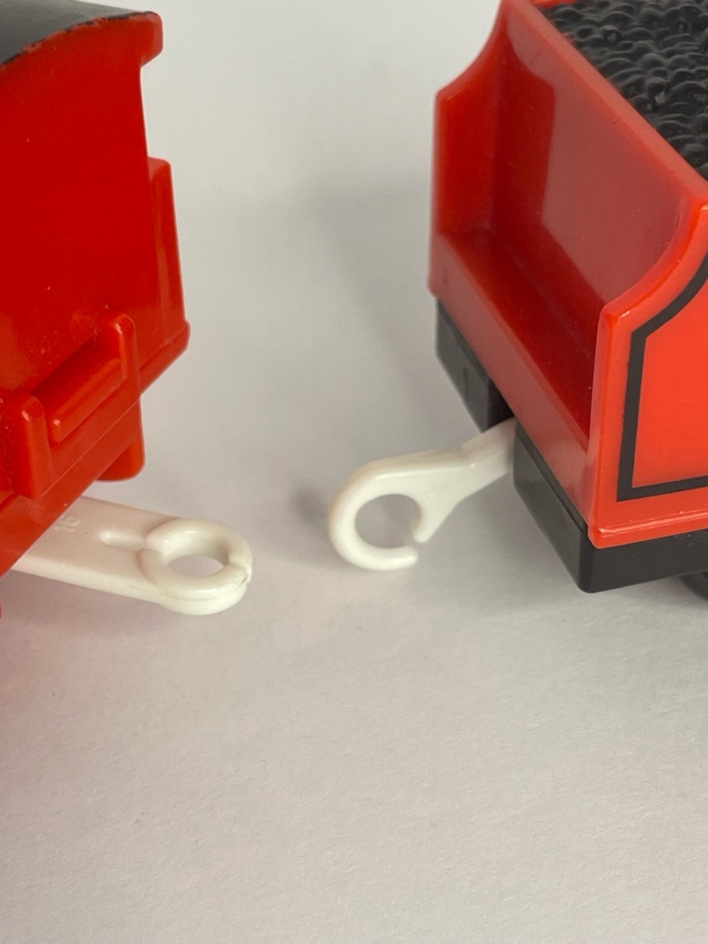 Mattel 2009 Thomas & Friends
TrackMaster Motorized James and Tender Gullane - Picture 10 of 16